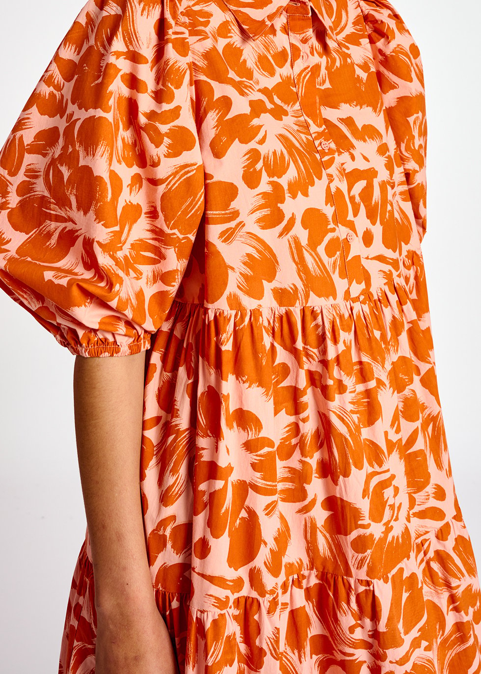 Maxi robe à  imprimé fleuri rose clair et orange RE—SSENTIEL seconde main photo 8