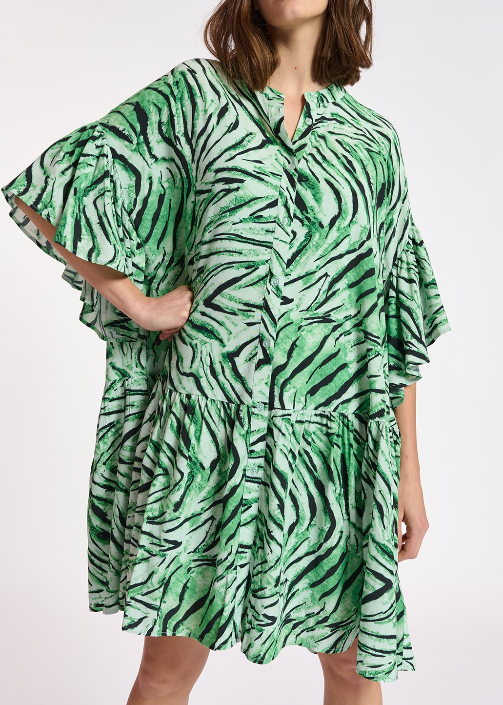 Mini robe vert menthe à  imprimé tigre RE—SSENTIEL seconde main photo 3
