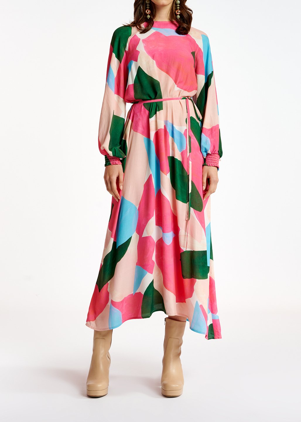 Lichtroze, roze en blauwe maxi-jurk met grafische print RE—SSENTIEL tweedehands photo 4