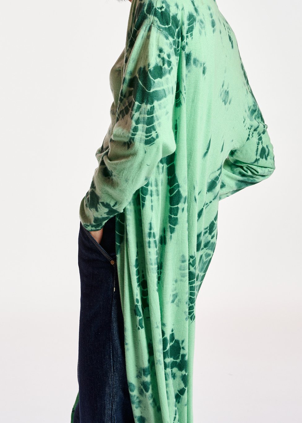 Lange cardigan met muntgroene en donkergroene tie-dye RE—SSENTIEL tweedehands photo 6
