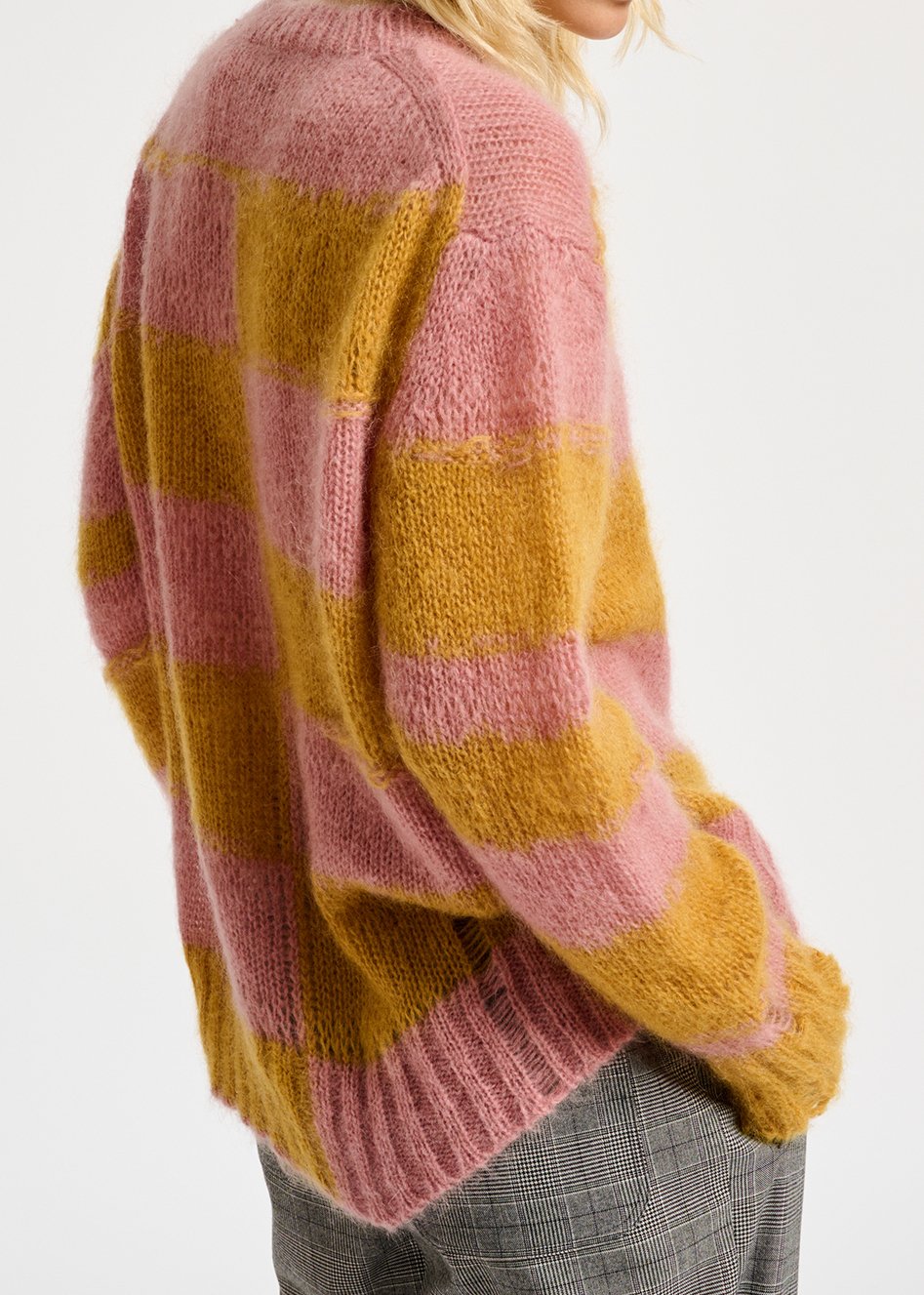 Vintage pink and ochre striped distressed knit sweater RE—SSENTIEL second-hand photo 4