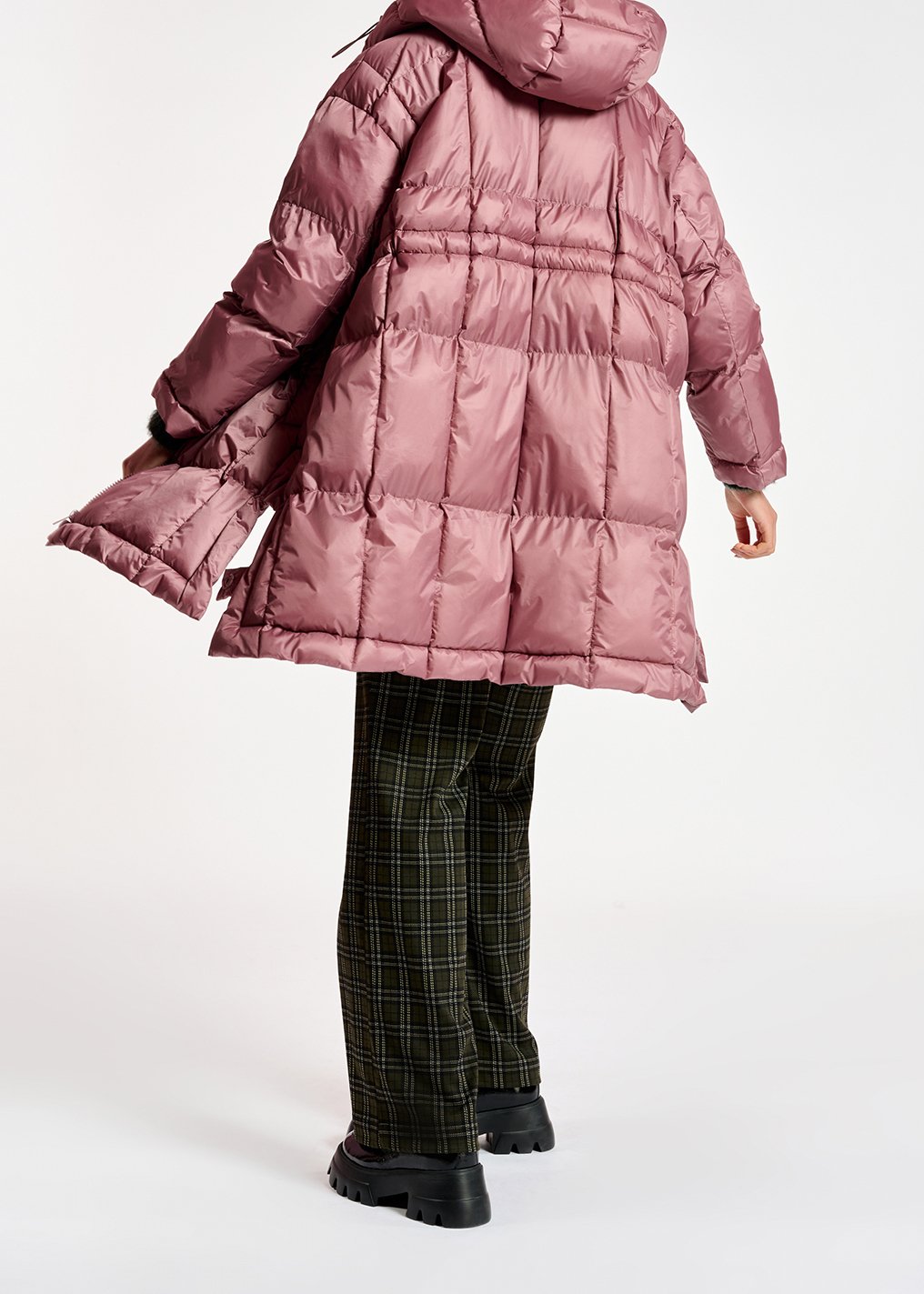 Vintage roze donsjas met kap RE—SSENTIEL tweedehands photo 8