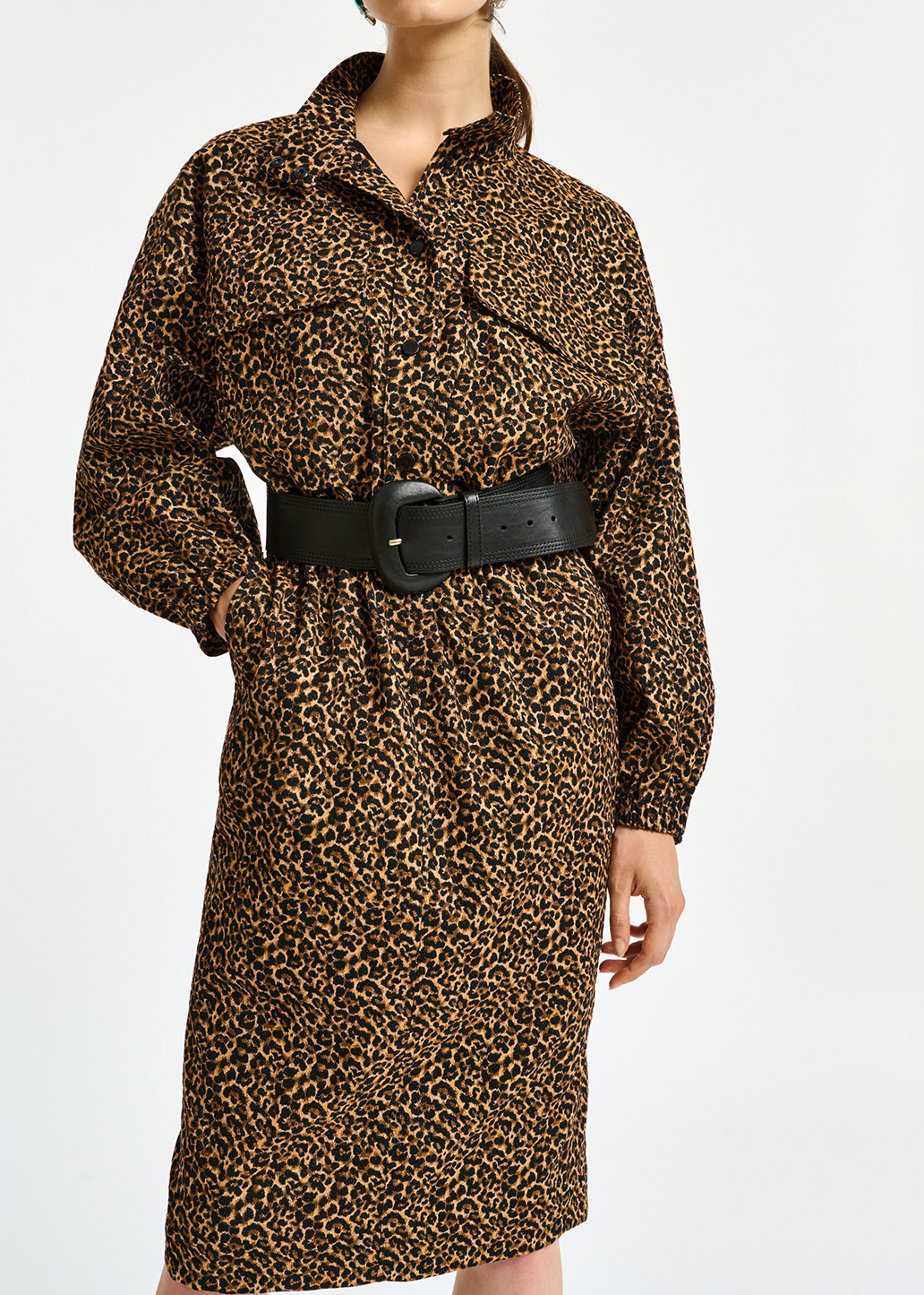Robe longueur genou en jacquard léopard RE—SSENTIEL seconde main photo 6