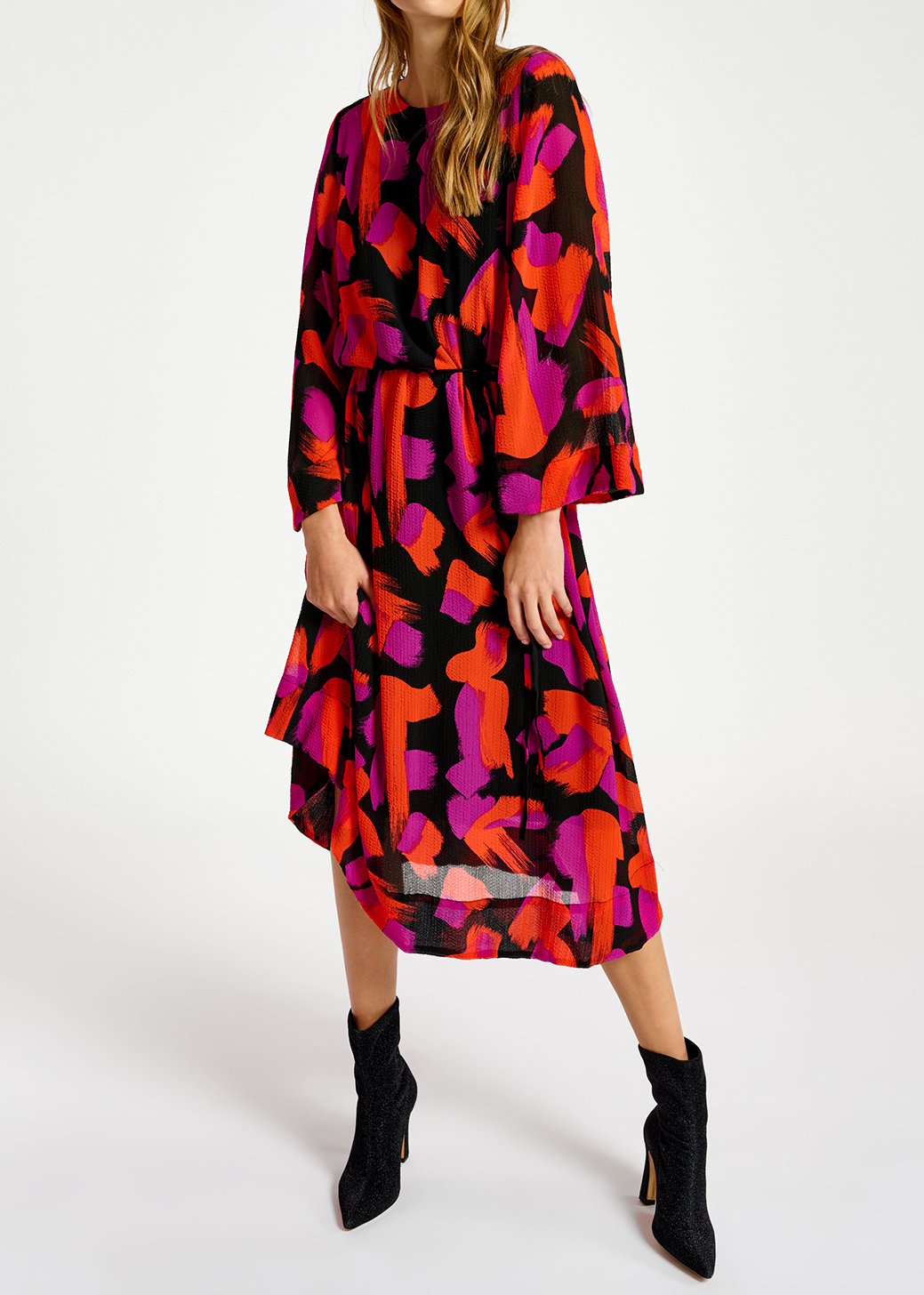 Maxi-jurk met zwarte, oranje en paarse abstracte print RE—SSENTIEL tweedehands photo 5