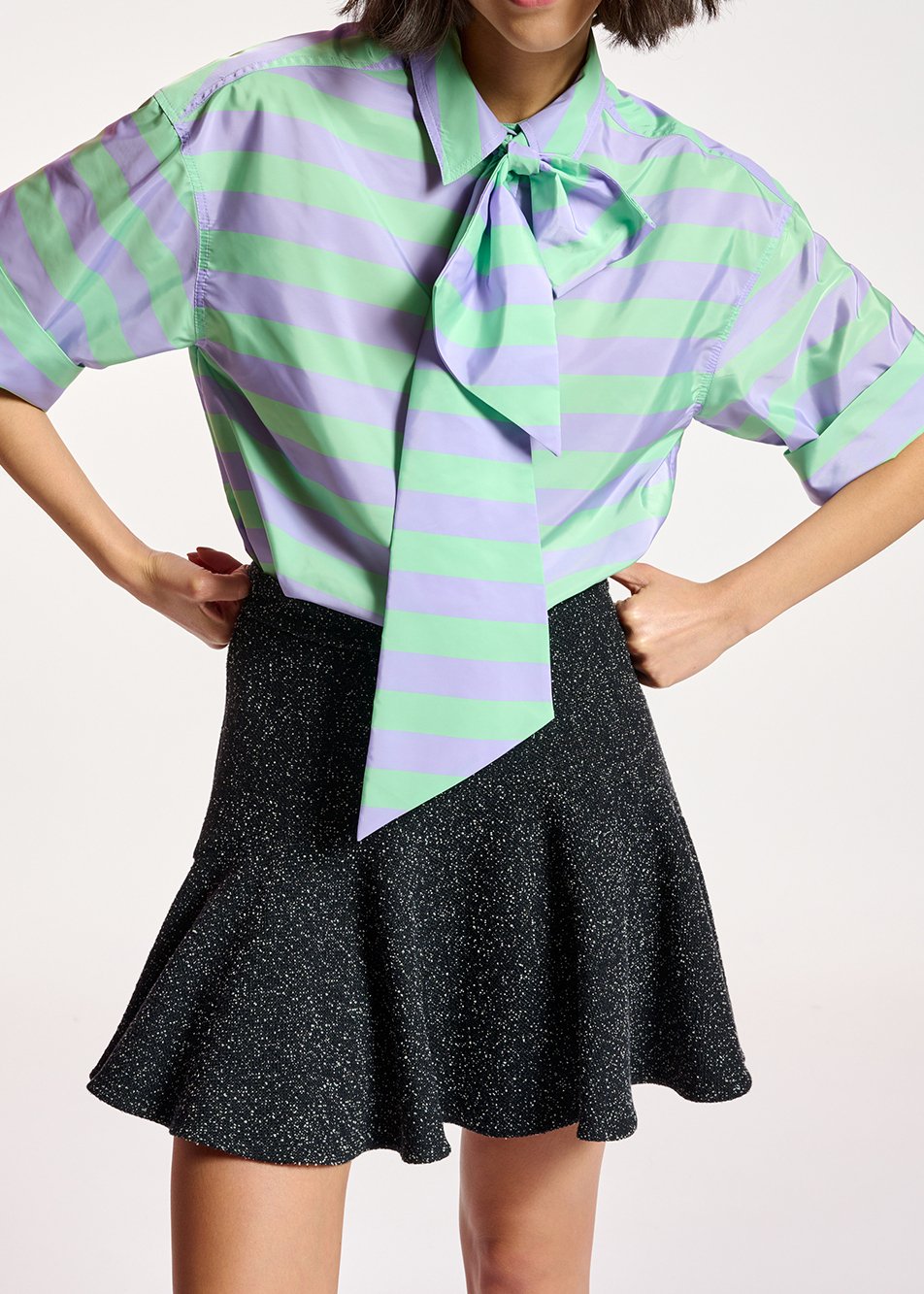 Chemise à  rayures lilas et vert menthe avec noeud RE—SSENTIEL seconde main photo 3