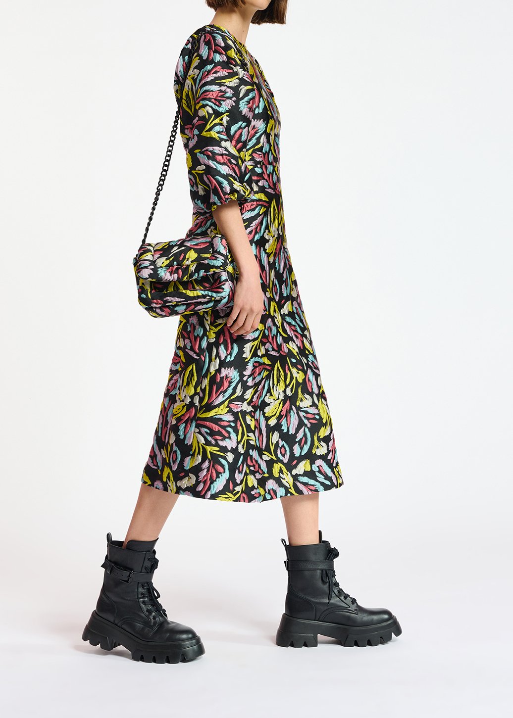 Robe midi en jacquard noir, jaune et lilas RE—SSENTIEL seconde main photo 5