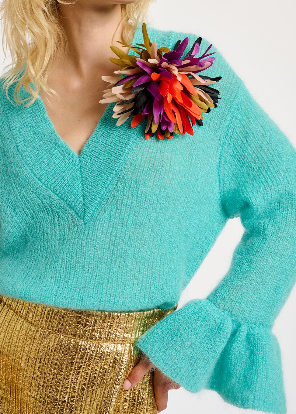 Pull en V turquoise en mohair mélangé RE—SSENTIEL seconde main photo 3