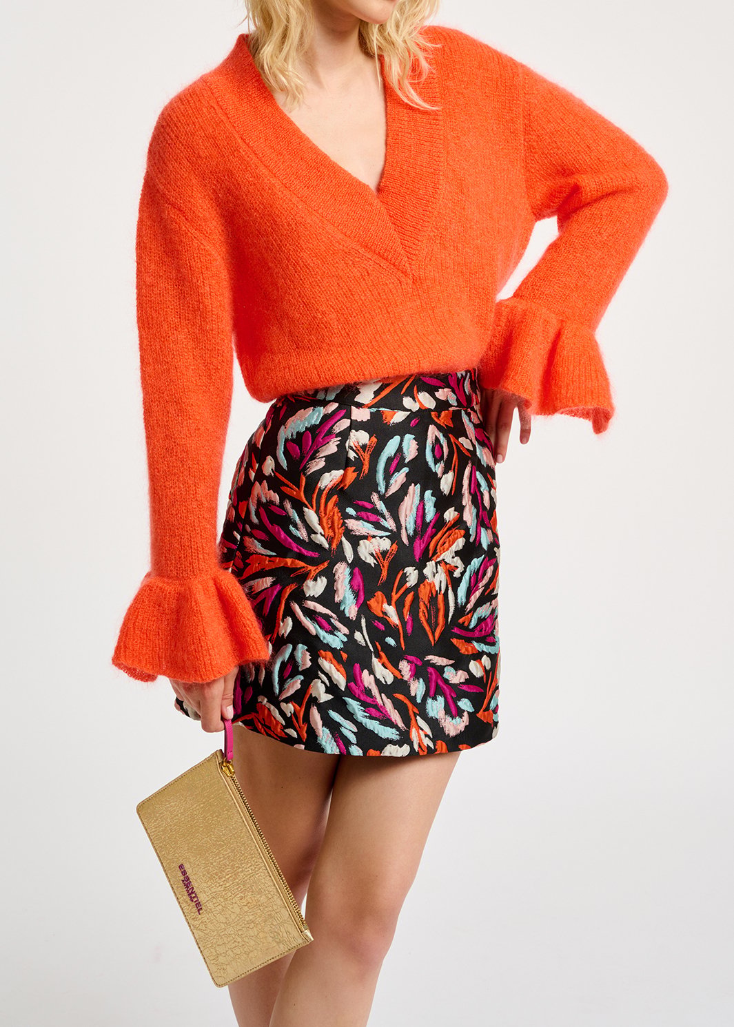 Pull en V orange en mohair mélangé RE—SSENTIEL seconde main photo 5