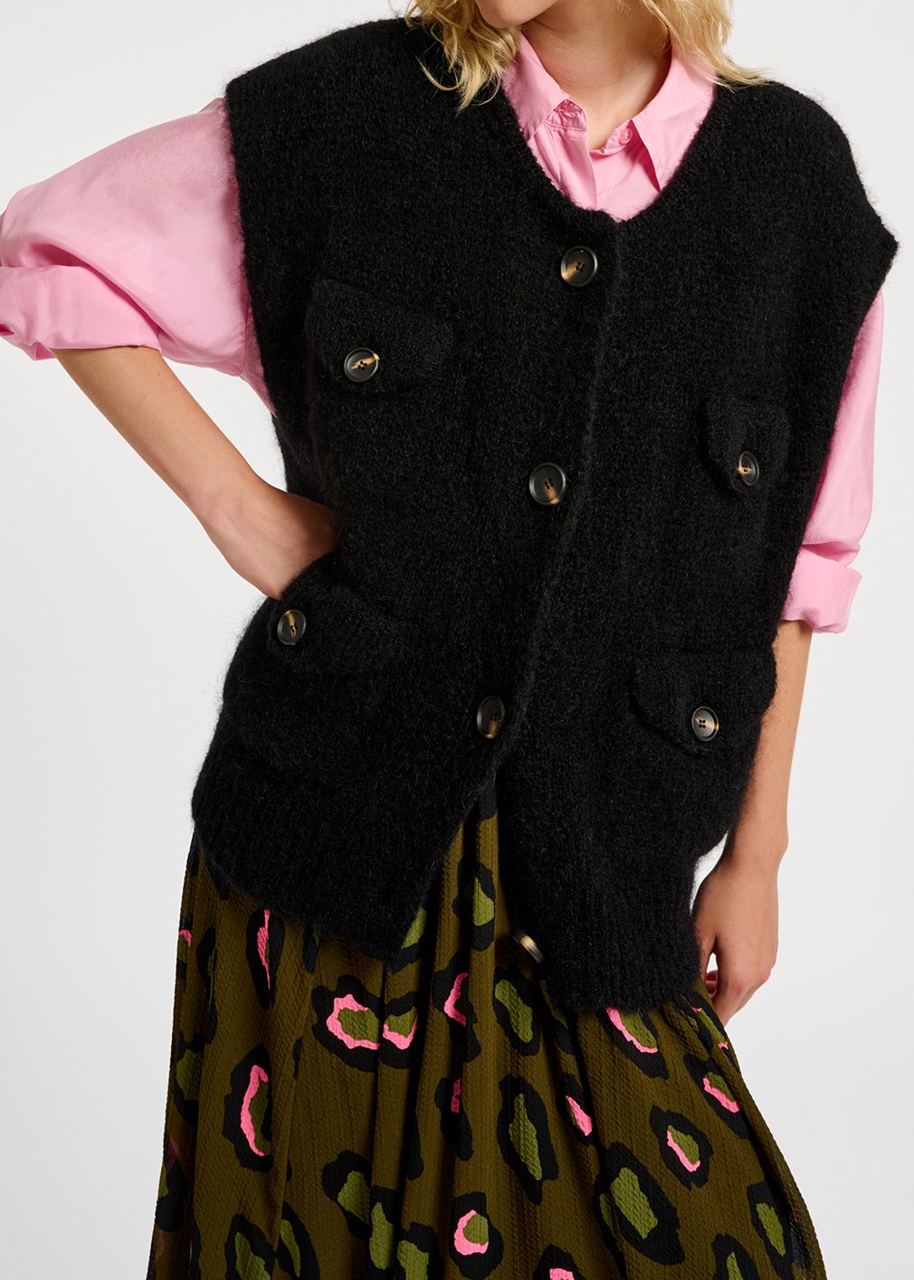 Zwarte mouwloze cardigan van mohairmix RE—SSENTIEL tweedehands photo 3