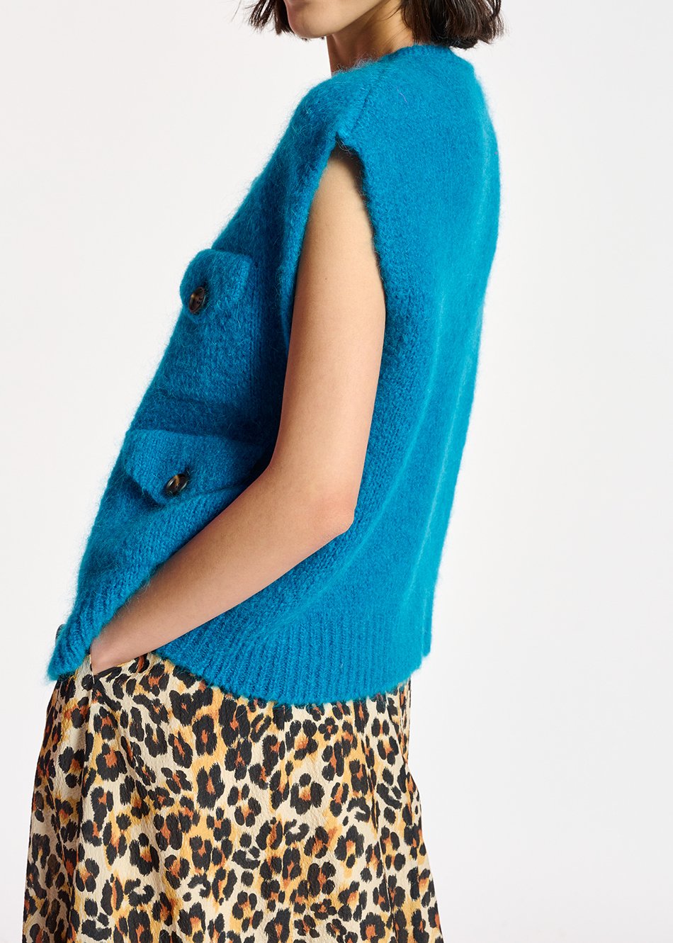 Cardigan sans manches en mohair mélangé bleu RE—SSENTIEL seconde main photo 6