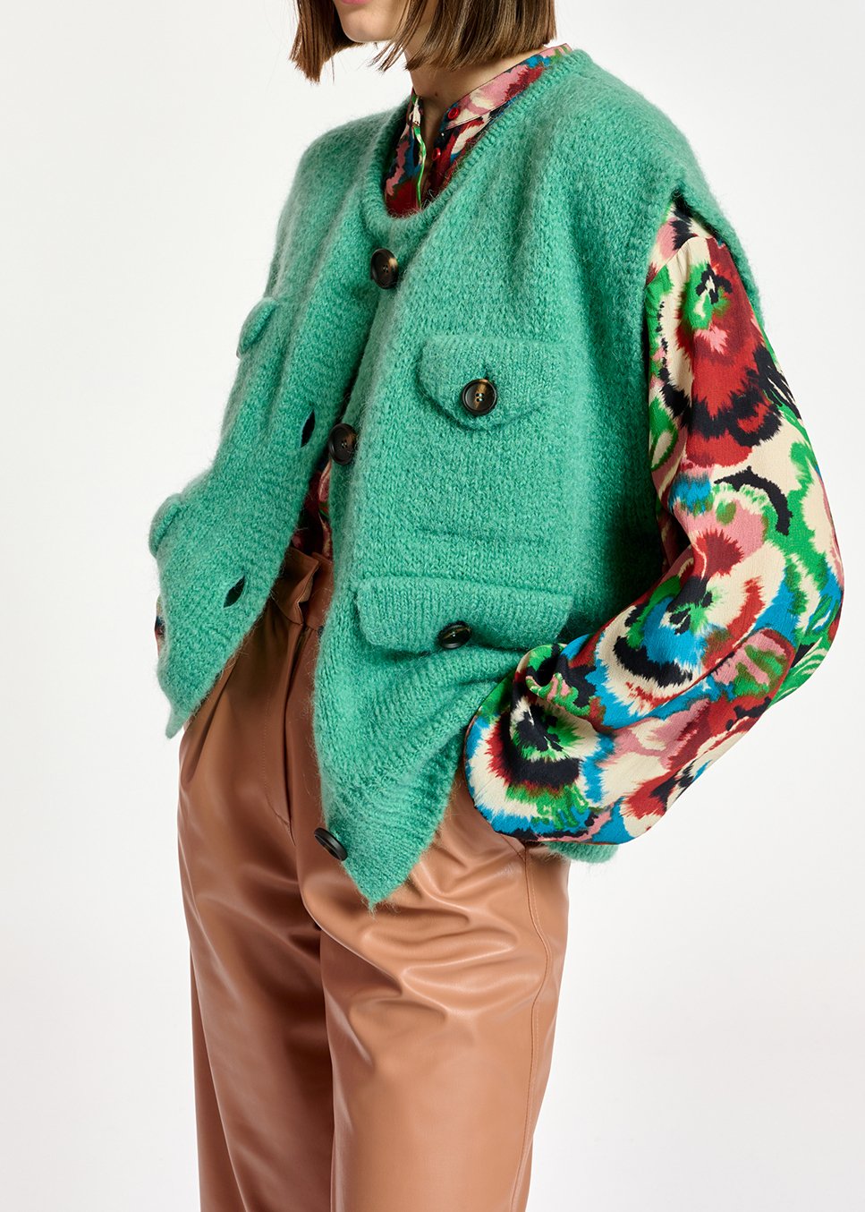 Donkerbeige mouwloze cardigan van mohairmix RE—SSENTIEL tweedehands photo 5
