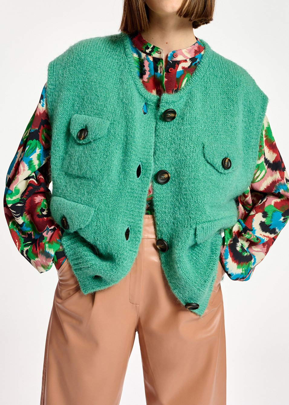 Donkerbeige mouwloze cardigan van mohairmix RE—SSENTIEL tweedehands photo 8