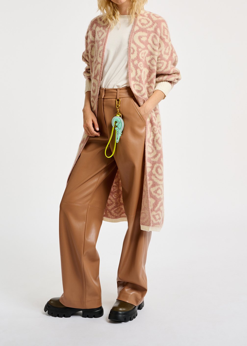 Camel leren broek met rechte pijpen RE—SSENTIEL tweedehands photo 4