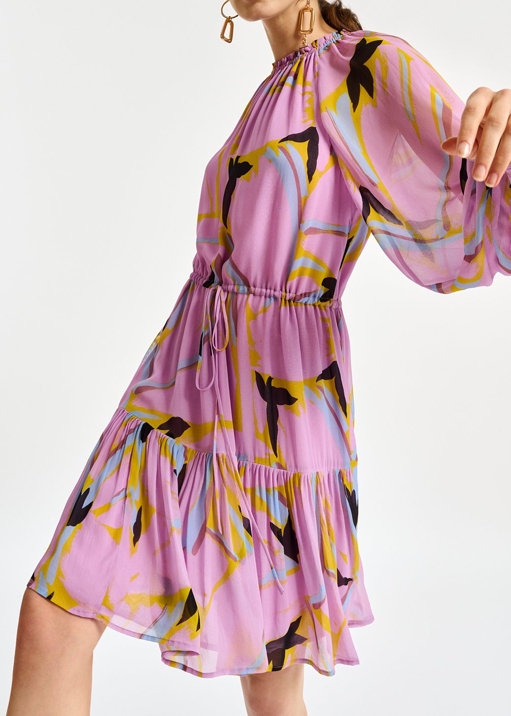 Mini-robe lilas à  imprimé abstrait et manches bouffantes RE—SSENTIEL seconde main photo 7