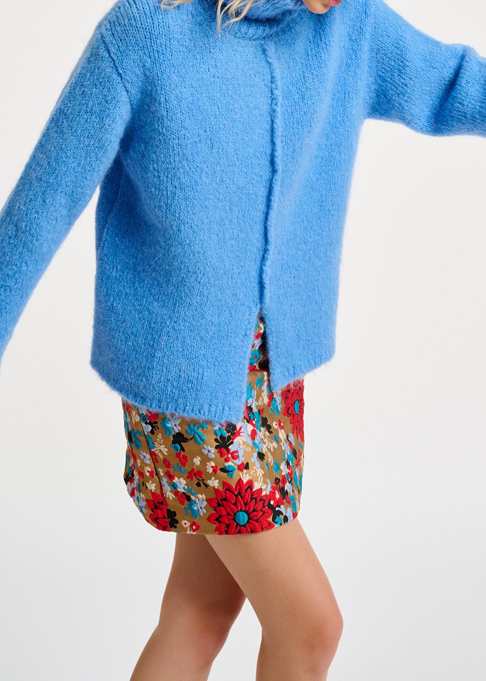 Pull à  col roulé en mohair mélangé bleu RE—SSENTIEL seconde main photo 3