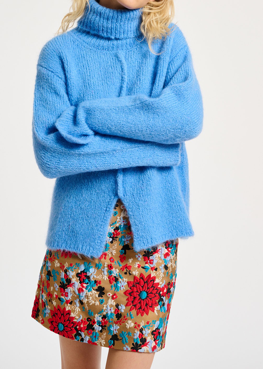 Pull à  col roulé en mohair mélangé bleu RE—SSENTIEL seconde main photo 4