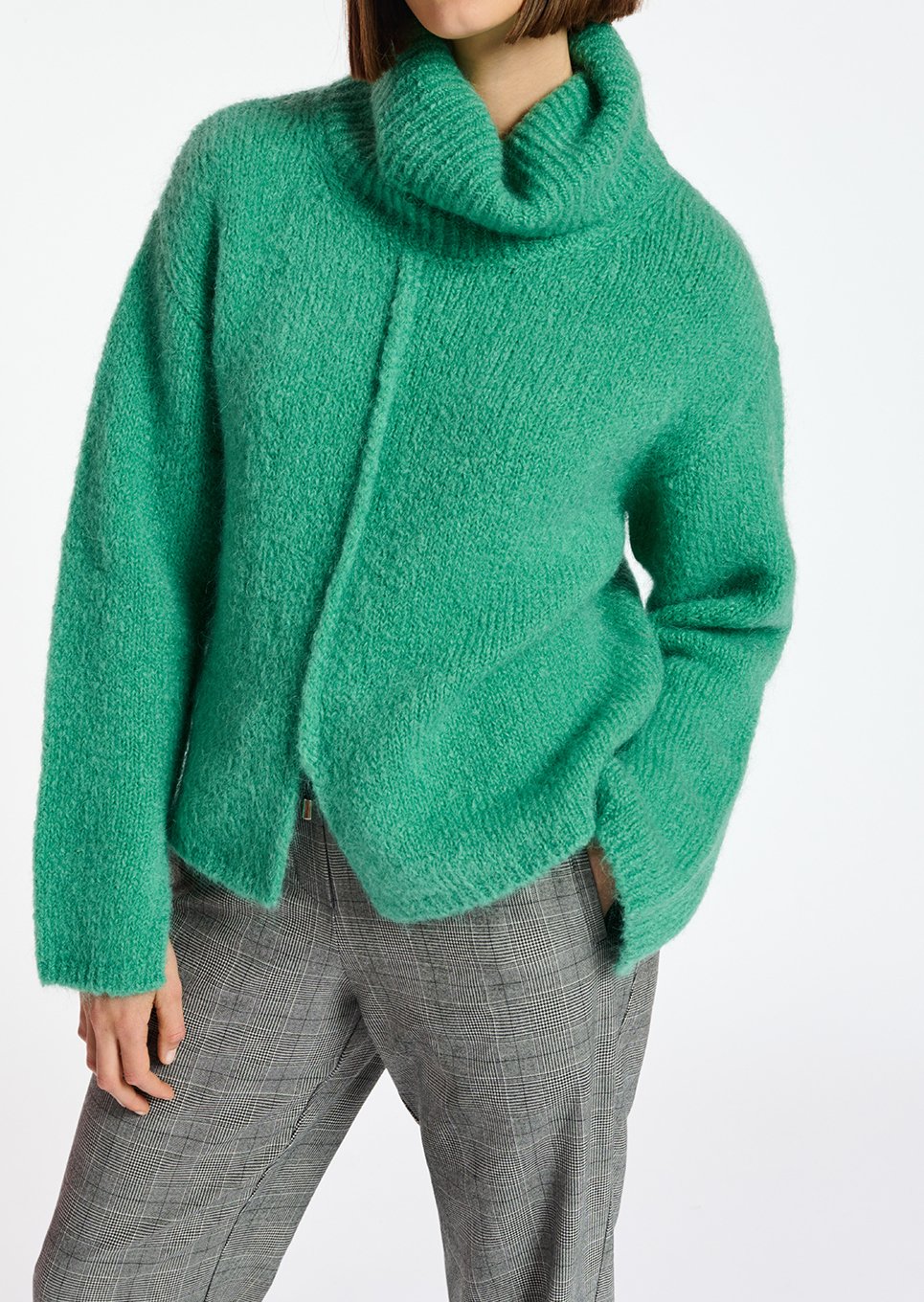 Pull à  col roulé en mohair mélangé beige foncé RE—SSENTIEL seconde main photo 3