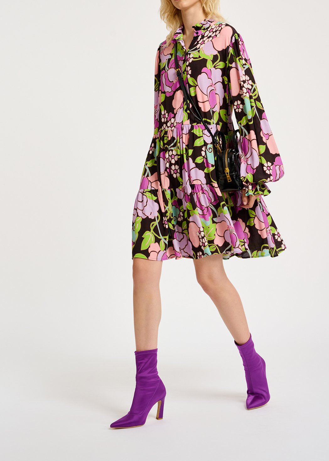Zwarte midi-jurk met volants en bloemen RE—SSENTIEL tweedehands photo 3