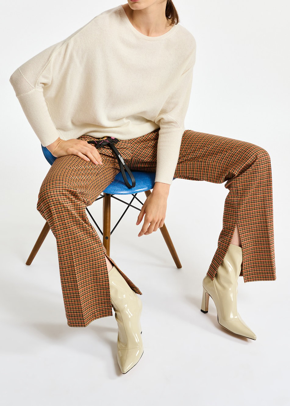 Pantalon en pied-de-poule blanc cassé et orange RE—SSENTIEL seconde main photo 7