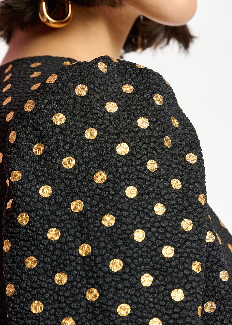 Mini-robe noire à  pois dorés et manches trompettes RE—SSENTIEL seconde main photo 7