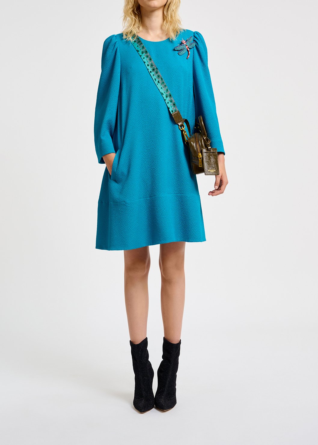 Mini-robe bleue à  manches trompettes RE—SSENTIEL seconde main photo 5