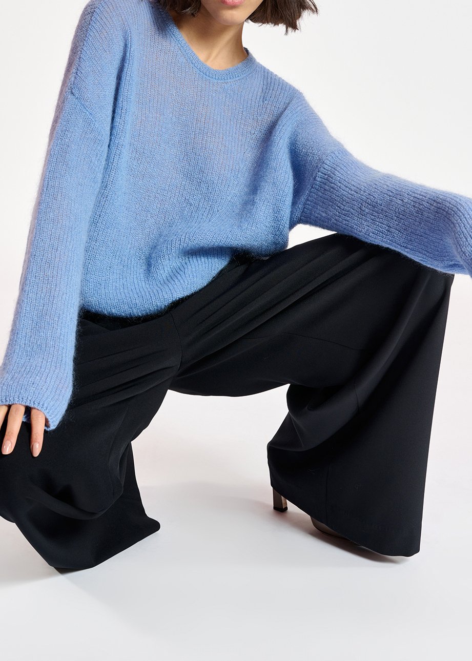 Blauwe oversized trui in mohairmix RE—SSENTIEL tweedehands photo 3