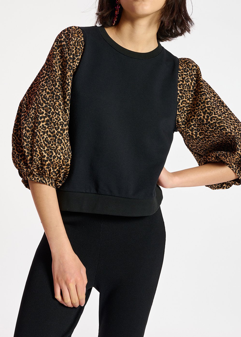 Sweat en jersey de coton noir avec manches en jacquard léopard RE—SSENTIEL seconde main photo 4