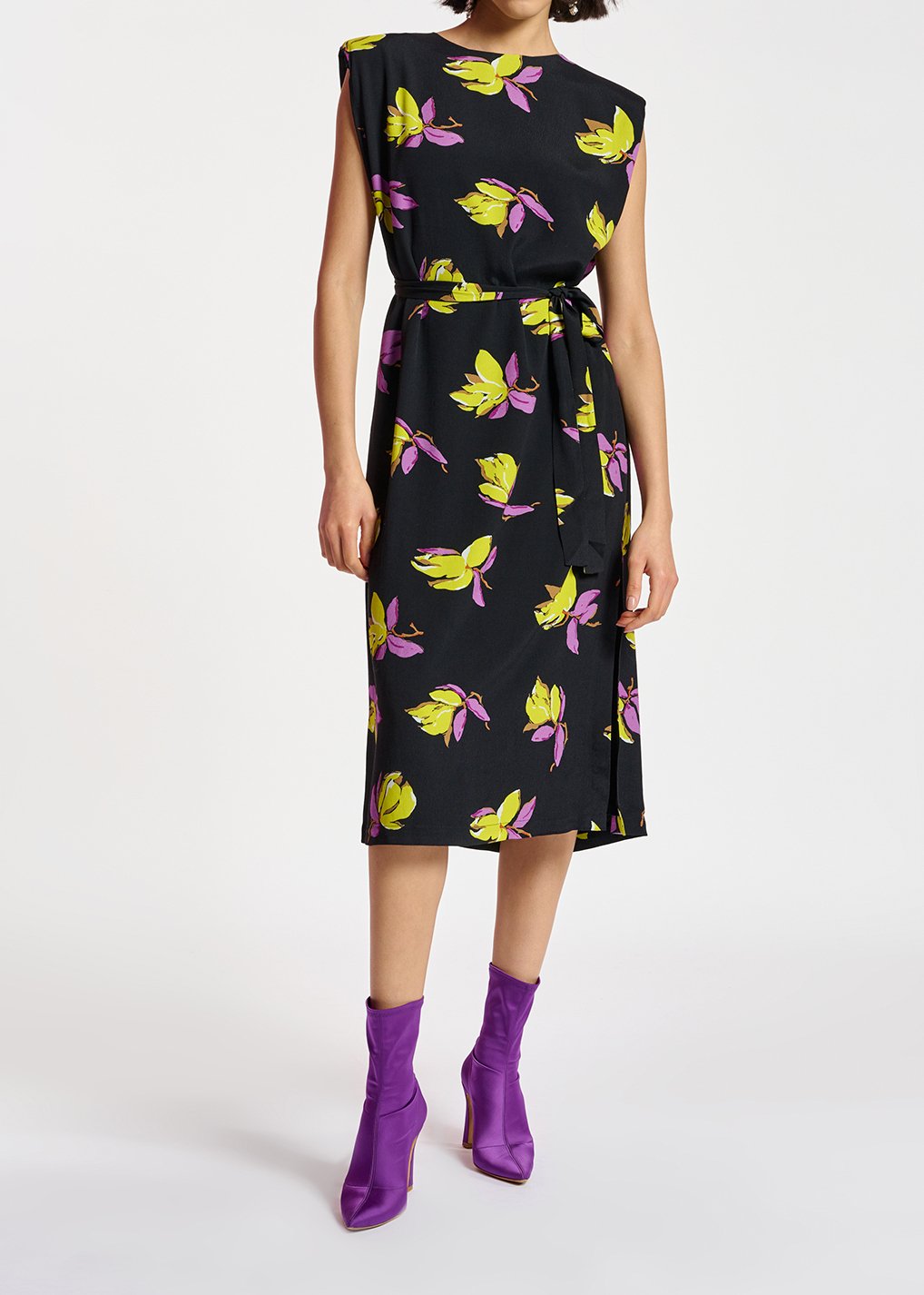 Black floral-print midi-length dress with padded shoulders RE—SSENTIEL second-hand photo 3