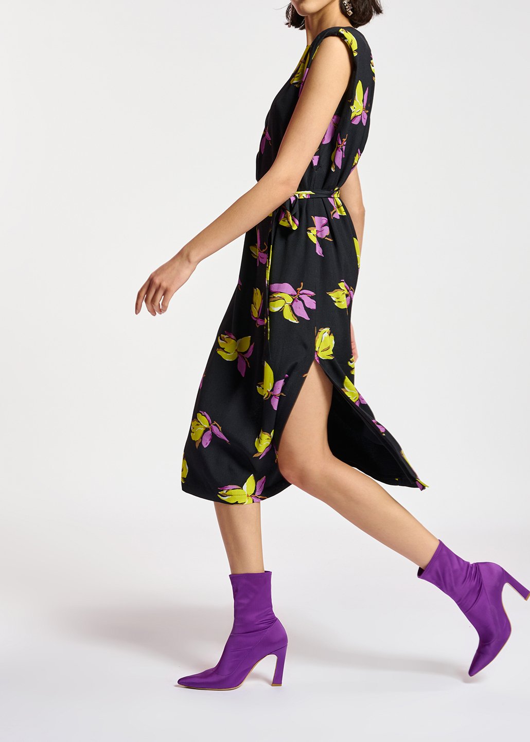 Black floral-print midi-length dress with padded shoulders RE—SSENTIEL second-hand photo 4