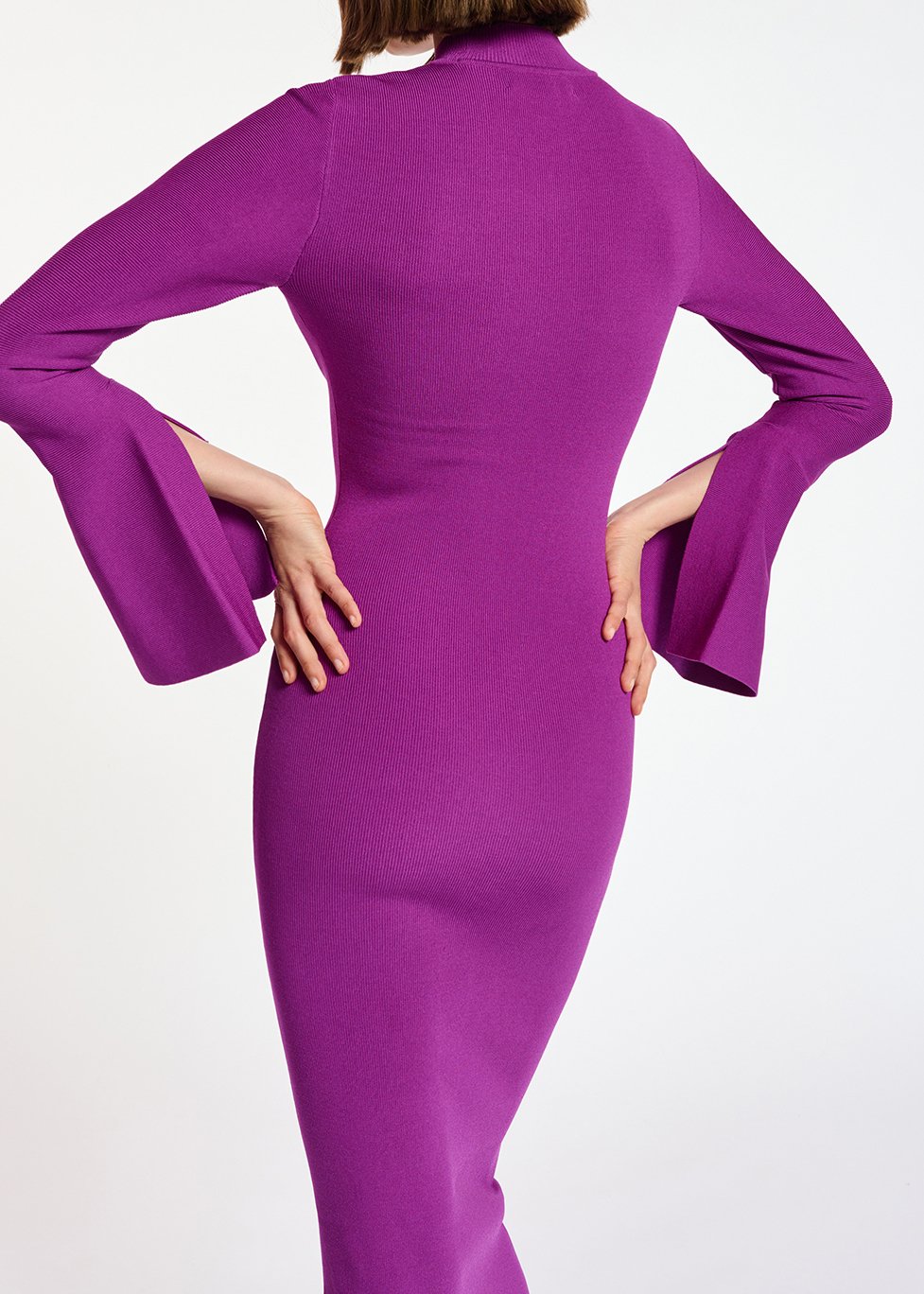 Robe midi en maille pourpre avec manches en trompette RE—SSENTIEL seconde main photo 6