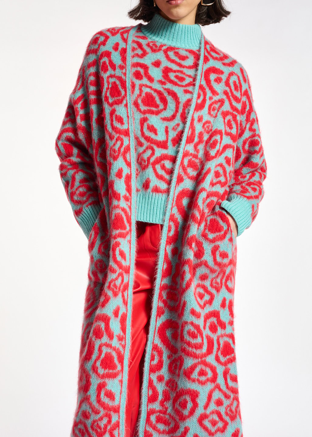 Cardigan à  imprimé léopard bleu et rouge RE—SSENTIEL seconde main photo 4
