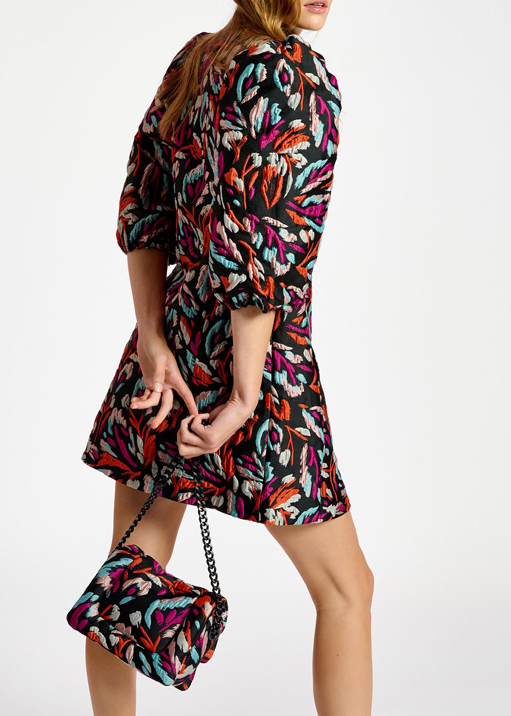 Mini-jurk in zwart, oranje en paars jacquard RE—SSENTIEL tweedehands photo 5
