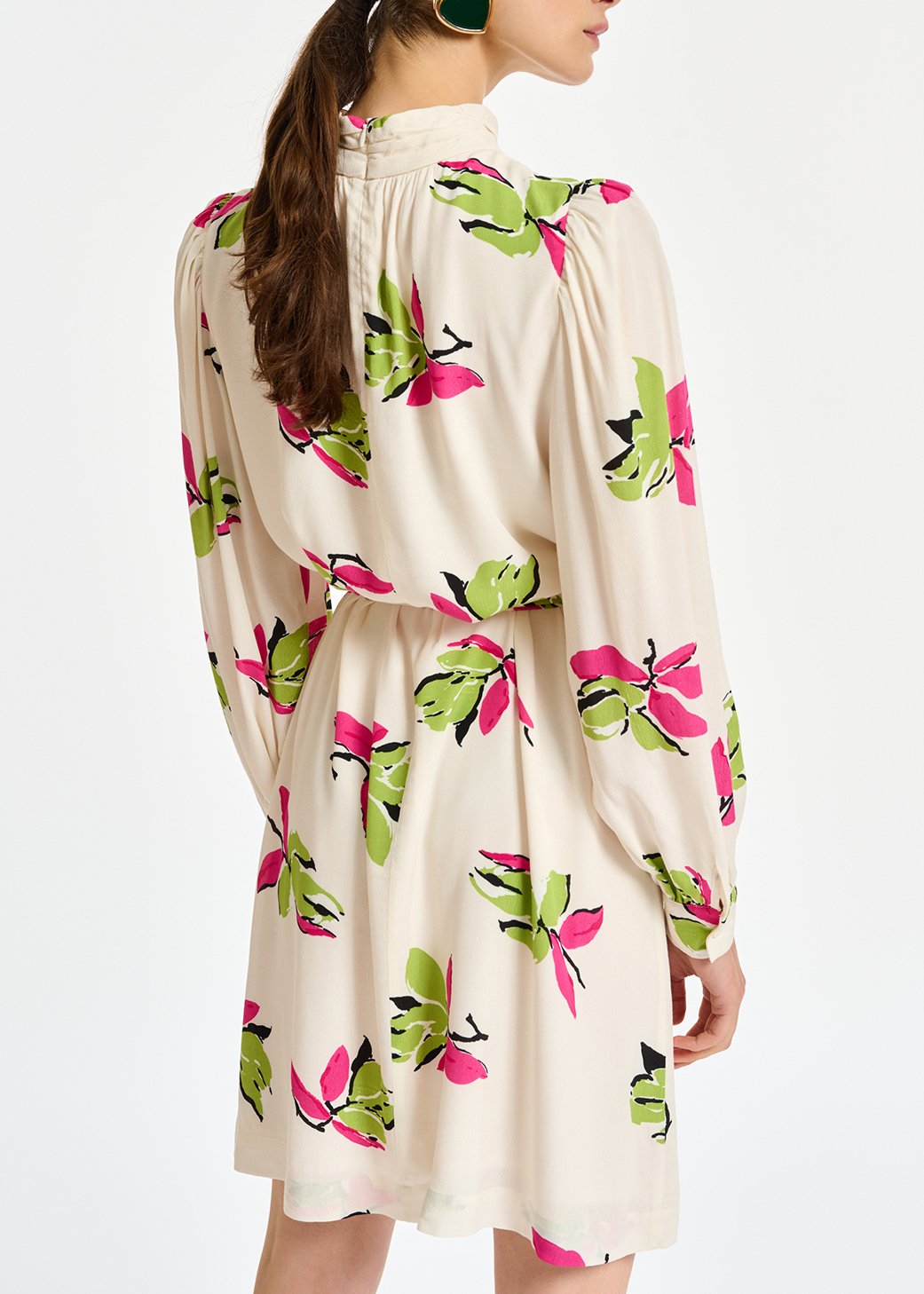 Gebroken witte mini-jurk met bloemenprint RE—SSENTIEL tweedehands photo 4