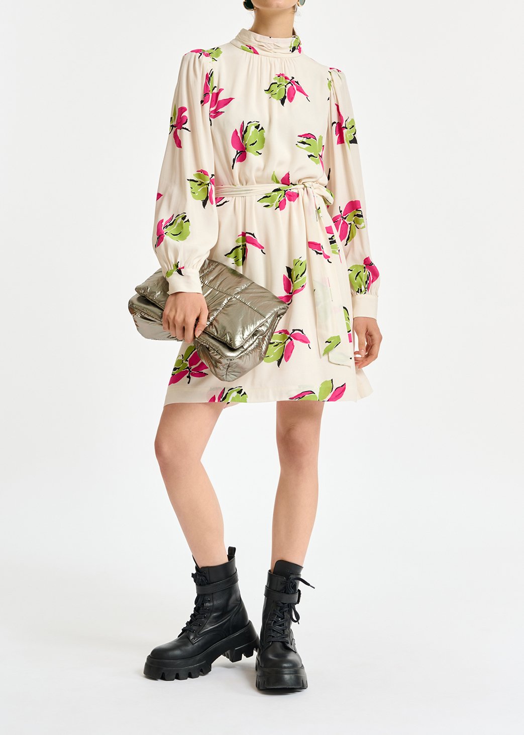 Gebroken witte mini-jurk met bloemenprint RE—SSENTIEL tweedehands photo 5