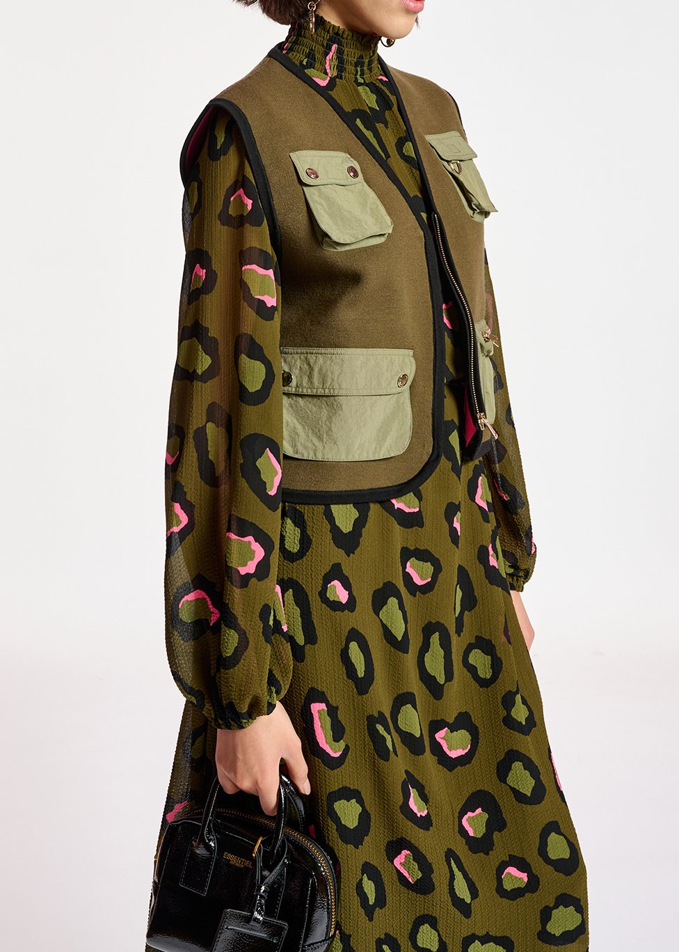 Khaki sleeveless knit jacket RE—SSENTIEL second-hand photo 4