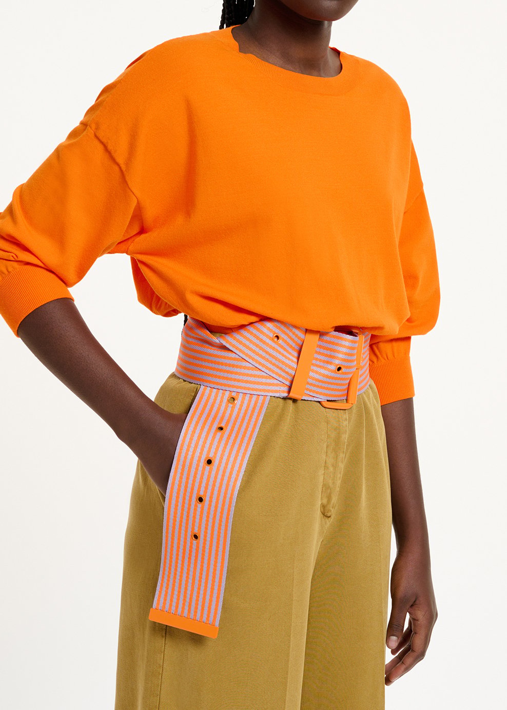 Oranje trui met aansluitende taille RE—SSENTIEL tweedehands photo 4