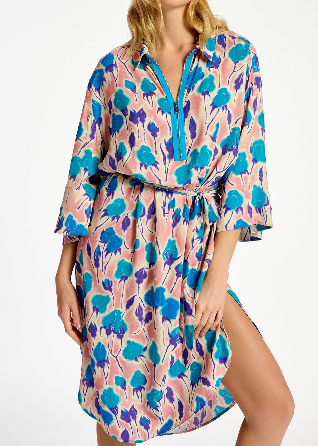 Midi-jurk met lichtroze, blauwe en paarse bloemenprint RE—SSENTIEL tweedehands photo 3