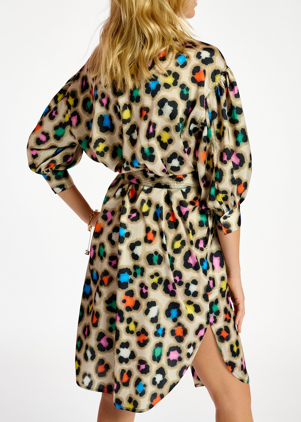 Beige hemdjurk met kleurrijke luipaardprint RE—SSENTIEL tweedehands photo 6