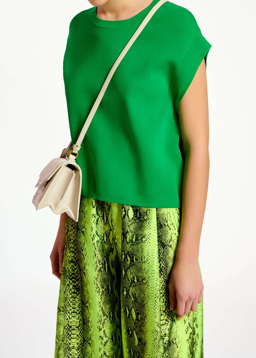 Pull sans manches en tricot vert RE—SSENTIEL seconde main photo 3