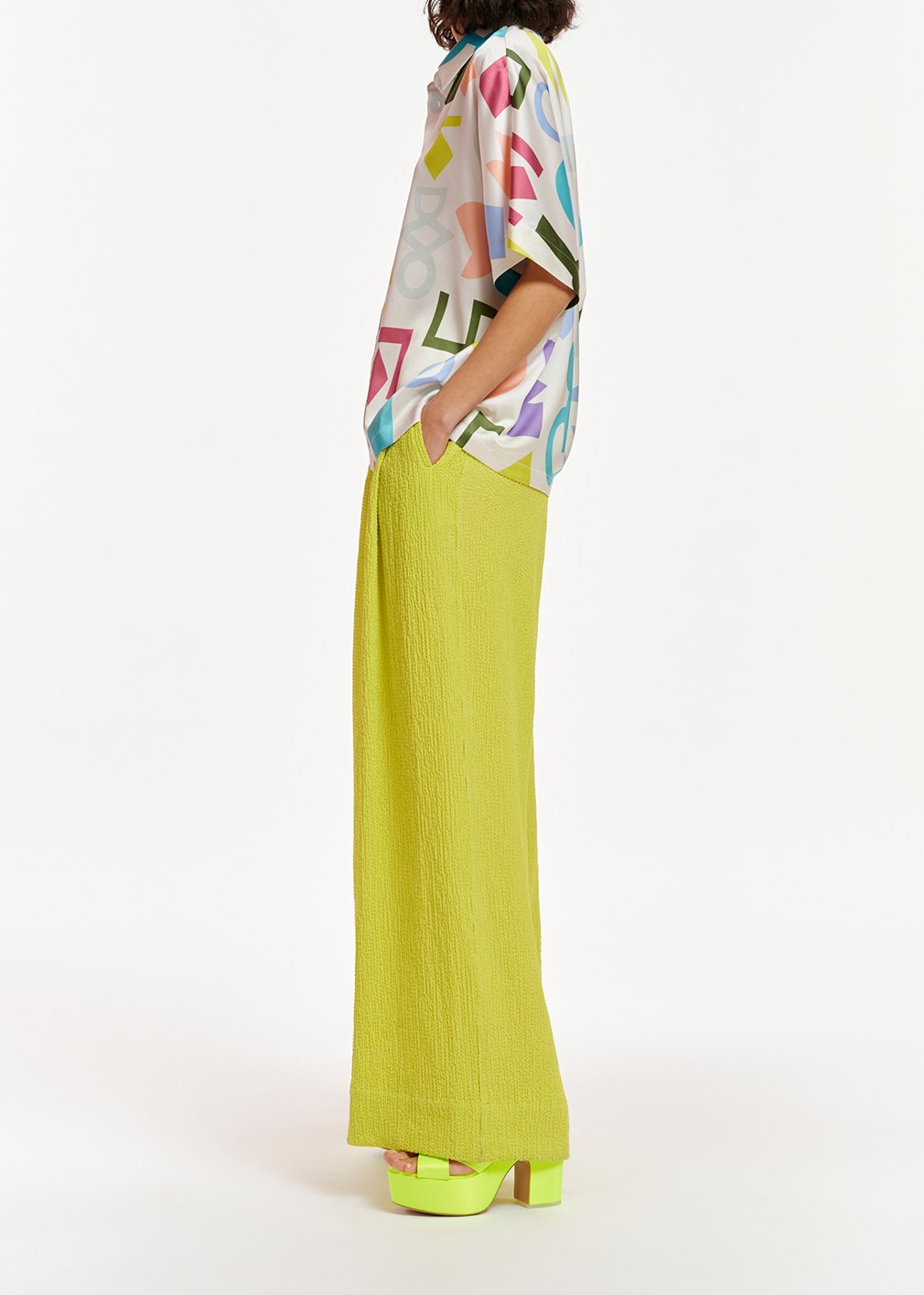 White abstract-printed satin shirt RE—SSENTIEL second-hand photo 5