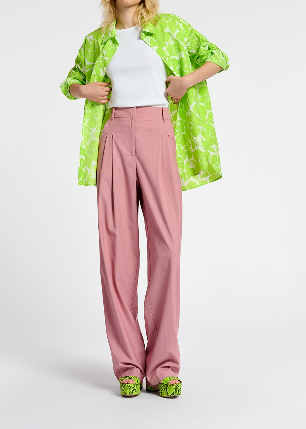 Pantalon rose à  fines rayures RE—SSENTIEL seconde main photo 5