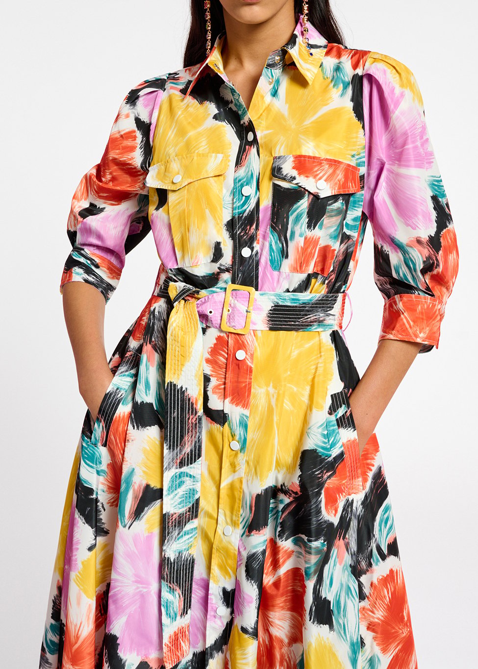 Robe chemise midi à  imprimé fleuri noir, orange et jaune RE—SSENTIEL seconde main photo 5
