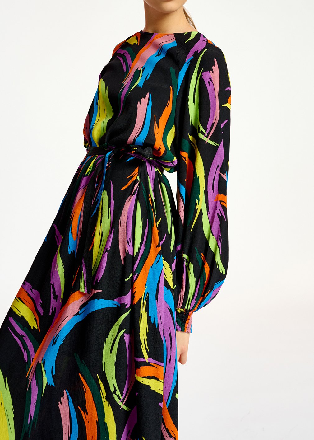 Robe midi à  imprimé abstrait multicolore RE—SSENTIEL seconde main photo 7
