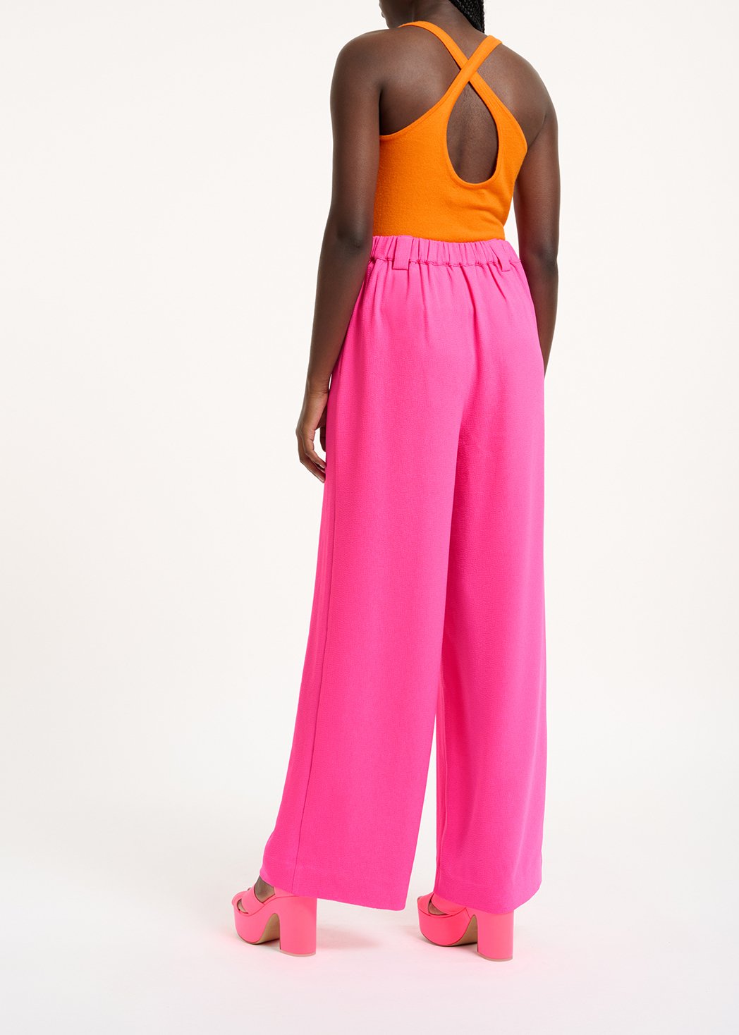 Fuchsia broek met brede pijpen RE—SSENTIEL tweedehands photo 4