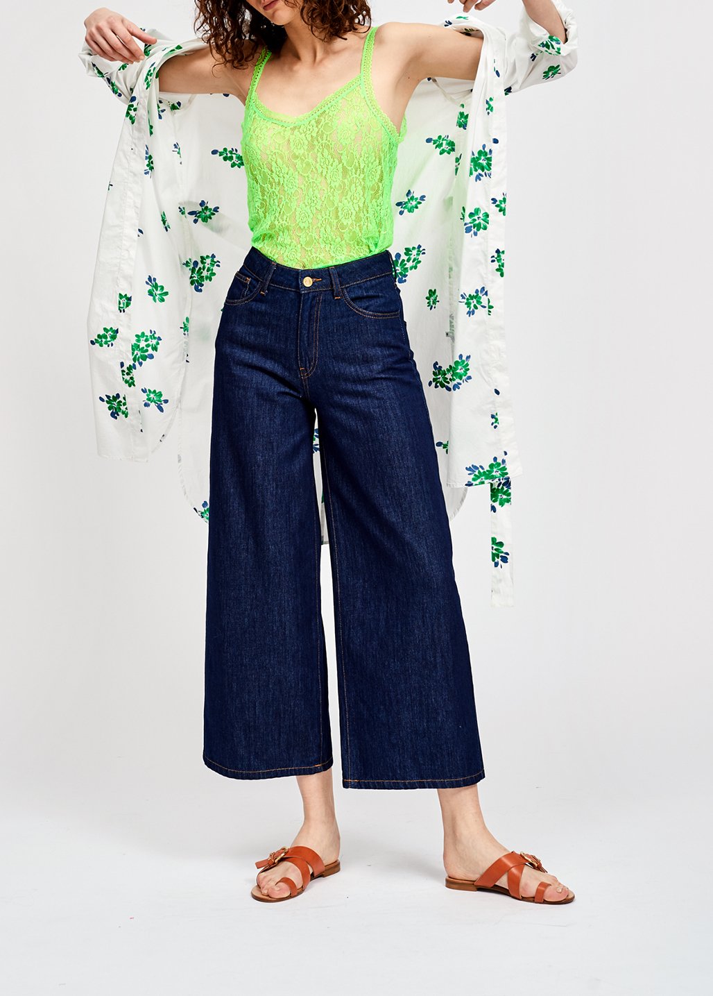 Witte hemdjurk met blauw en groene bloemenprint RE—SSENTIEL tweedehands photo 5