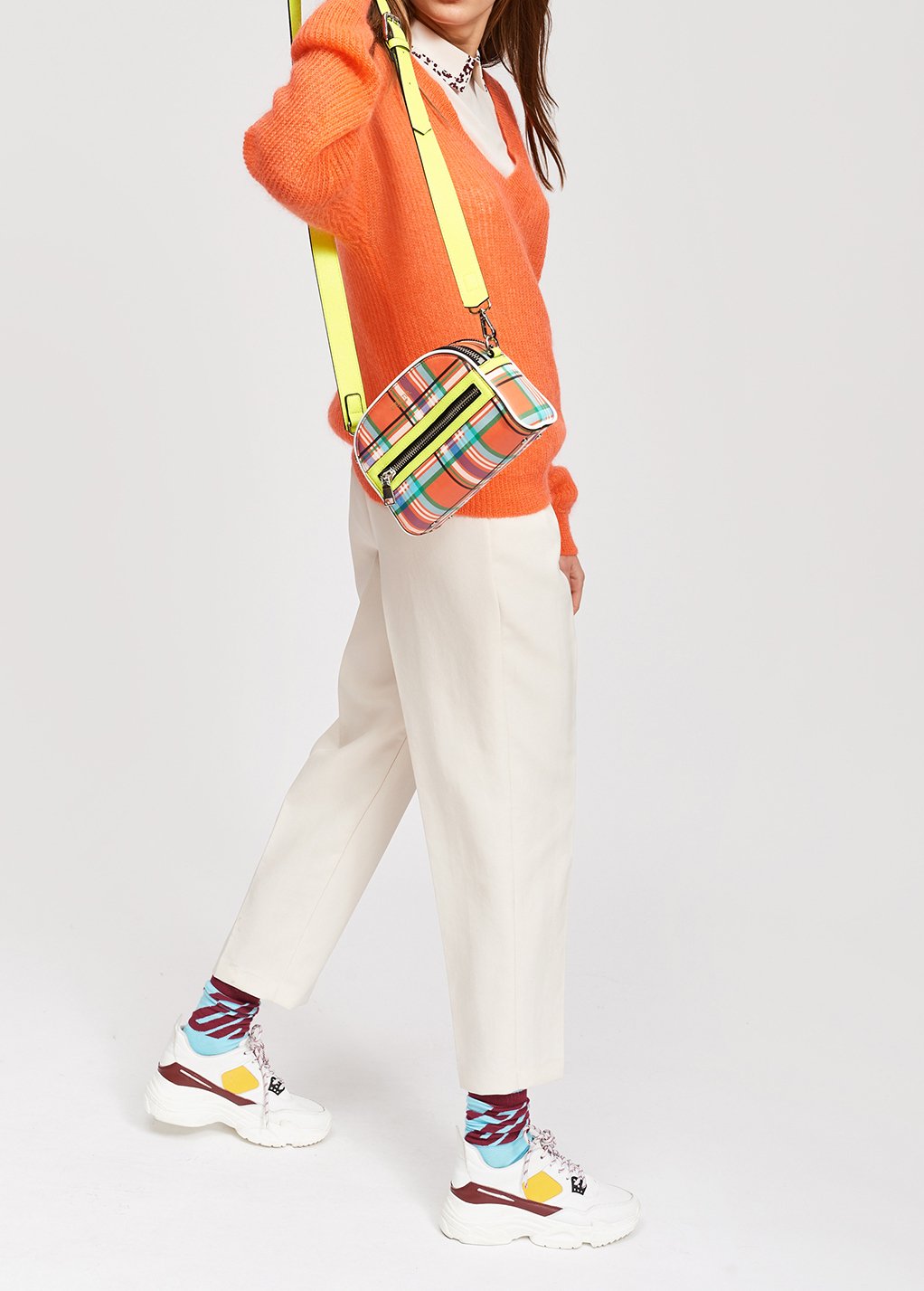 Off white classic tailored trousers RE—SSENTIEL second-hand photo 3