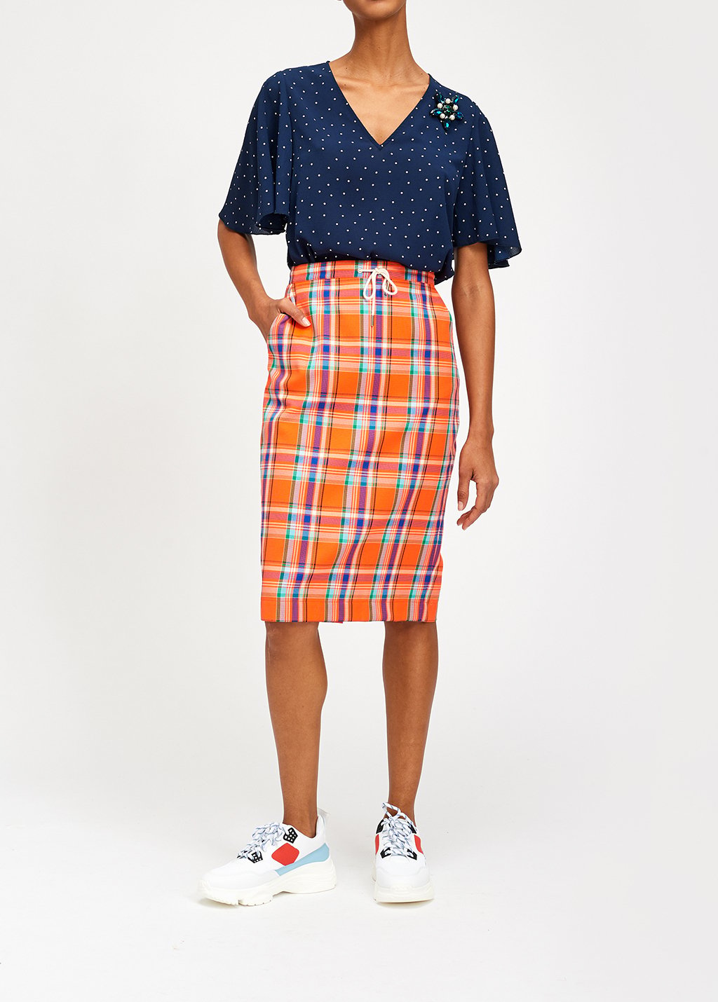 Dark blue polka dot v-neck top RE—SSENTIEL second-hand photo 6