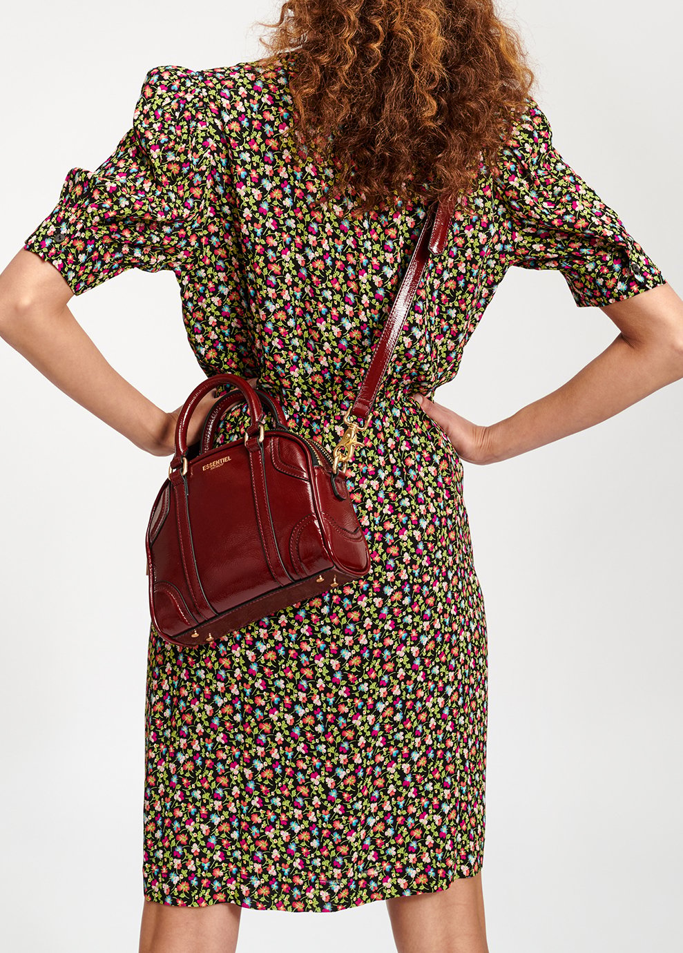 Wikkeljurk met zwarte, lichtgroene en fuchsia bloemenprint RE—SSENTIEL tweedehands photo 6