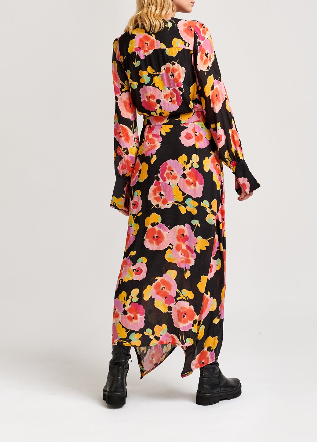 Robe midi noire à  imprimé floral RE—SSENTIEL seconde main photo 6