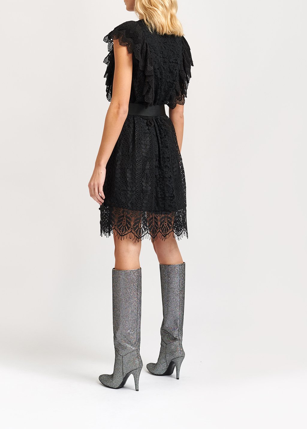 Robe ceinturée en dentelle noire avec ruches et paillettes RE—SSENTIEL seconde main photo 5